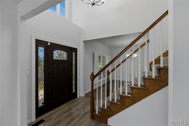2400 Clayborn Drive, Chesterfield, MO 63017