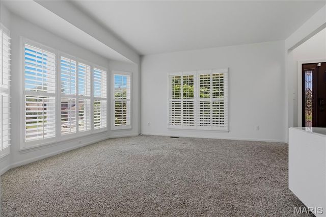 2400 Clayborn Drive, Chesterfield, MO 63017