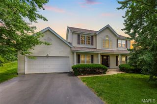 2400 Clayborn Drive, Chesterfield, MO 63017