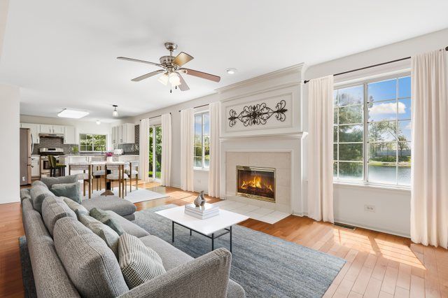 1704 Charlotte Circle, Naperville, IL 60564