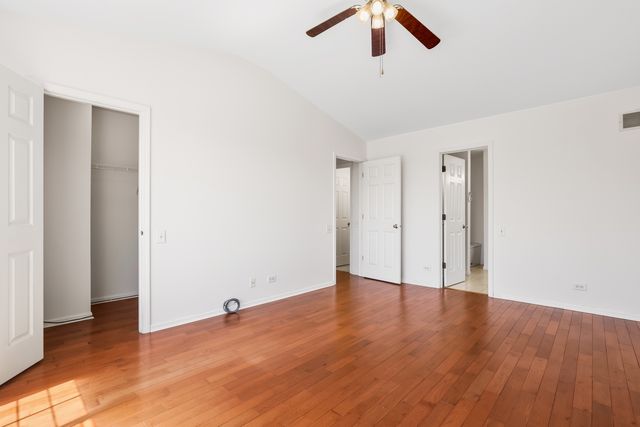 1704 Charlotte Circle, Naperville, IL 60564