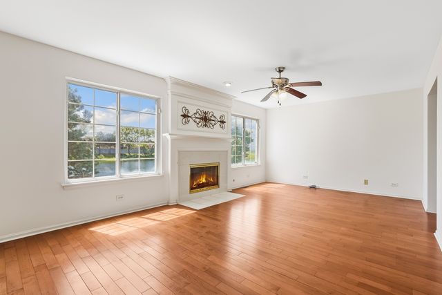 1704 Charlotte Circle, Naperville, IL 60564