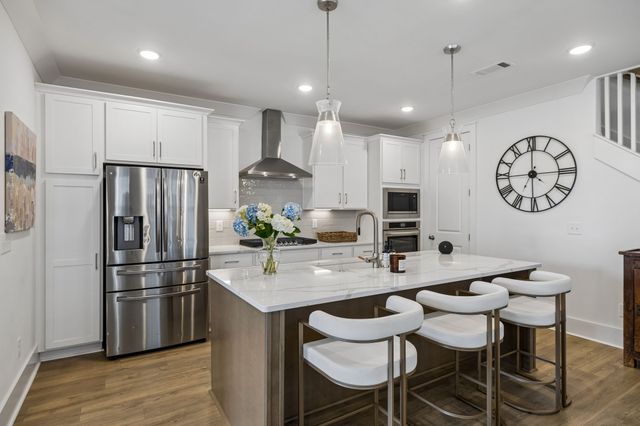 825 Braidwood Ln, Franklin, TN 37064