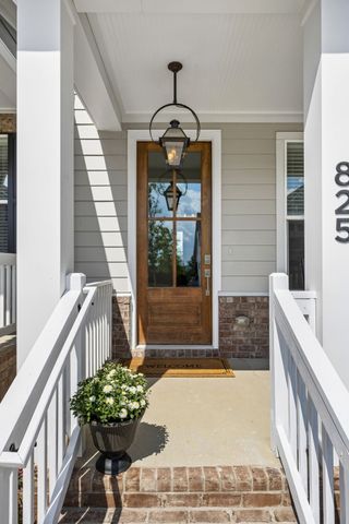 825 Braidwood Ln, Franklin, TN 37064