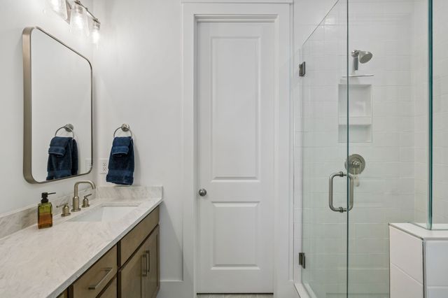 825 Braidwood Ln, Franklin, TN 37064