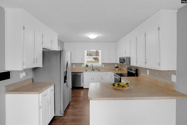 105 Sweetbriar Drive, Cayce, SC 29033