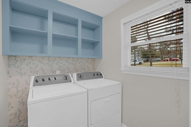 105 Sweetbriar Drive, Cayce, SC 29033