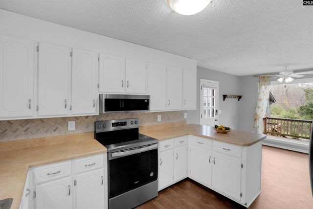 105 Sweetbriar Drive, Cayce, SC 29033