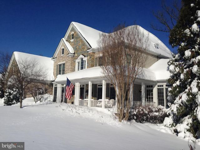 12650 ROSE CREST CT, Fairfax, VA 22033