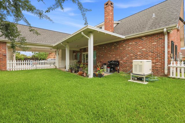 111 Louis Dr, Houma, LA 70364