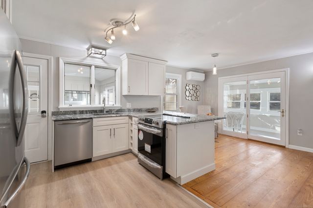 60 Indian Spring Road, Woodstock, CT 06281