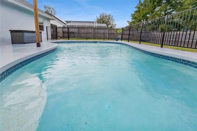 5730 LOMA VISTA DRIVE W, Davenport, FL 33896