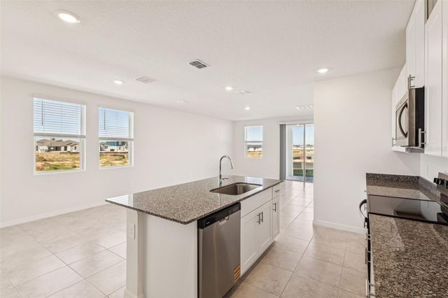 879 SUNSHOWER DRIVE, Haines City, FL 33844