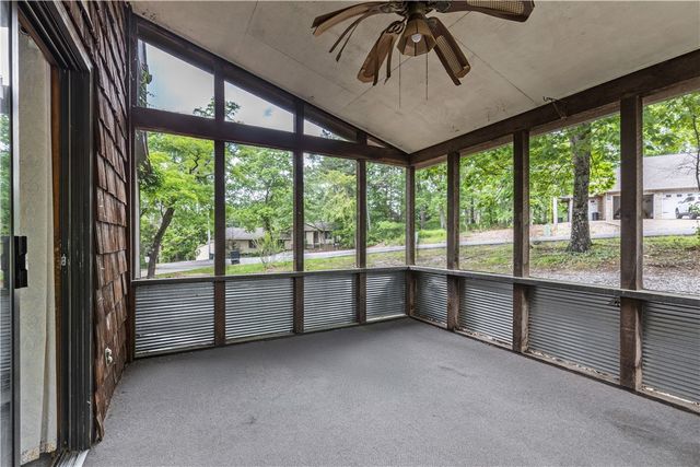 13 Rancho Vista Lane, Holiday Island, AR 72631