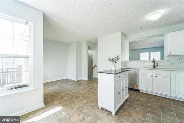 11 GEMSTONE CT, Baltimore, MD 21244