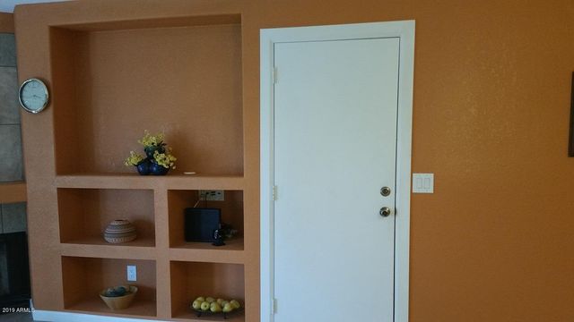 4901 S CALLE LOS CERROS Drive 235, Tempe, AZ 85282