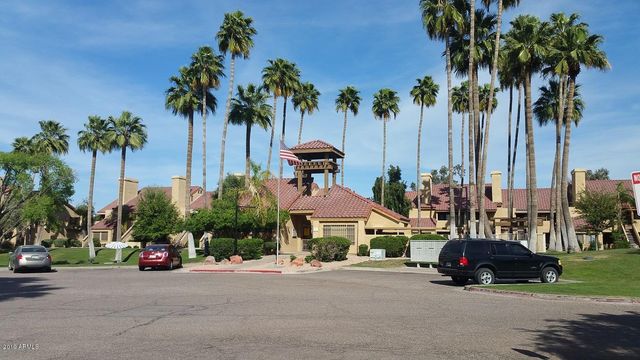 4901 S CALLE LOS CERROS Drive 235, Tempe, AZ 85282