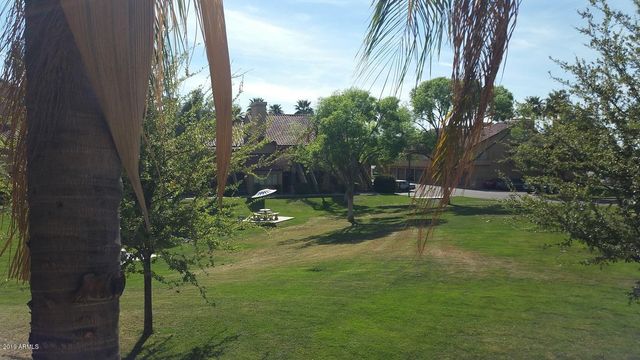 4901 S CALLE LOS CERROS Drive 235, Tempe, AZ 85282