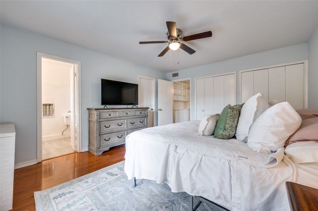 10029 Regal Park Lane 212, Dallas, TX 75230