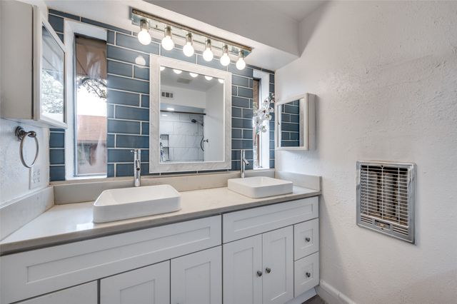 10029 Regal Park Lane 212, Dallas, TX 75230