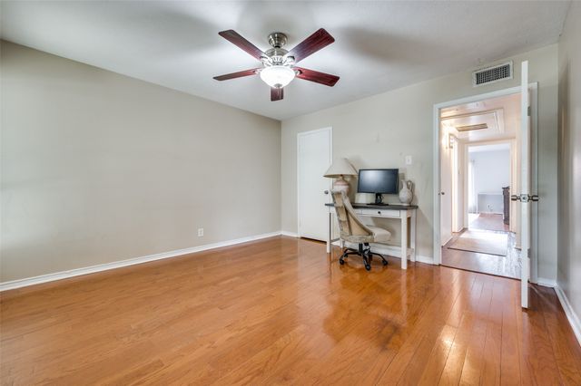 10029 Regal Park Lane 212, Dallas, TX 75230