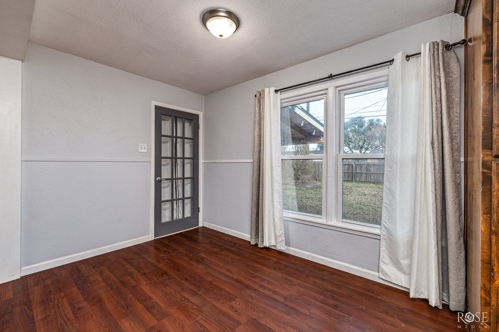 Image 11 of property listing at 2480 Baylor Ave, San Angelo, TX 76904