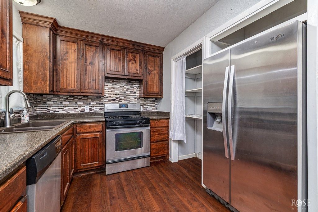 Image 13 of property listing at 2480 Baylor Ave, San Angelo, TX 76904