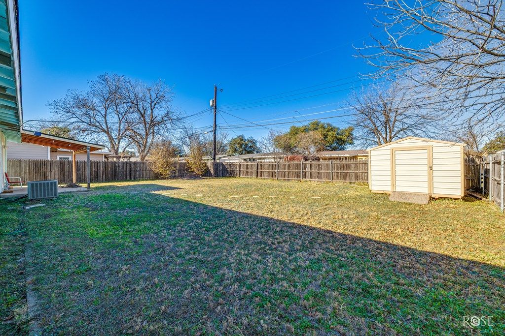 Image 28 of property listing at 2480 Baylor Ave, San Angelo, TX 76904