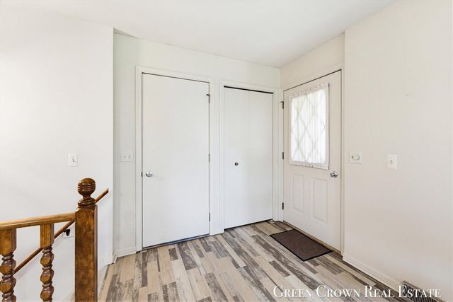 580 Gardenview Drive, Byron Center, MI 49315