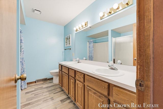 580 Gardenview Drive, Byron Center, MI 49315
