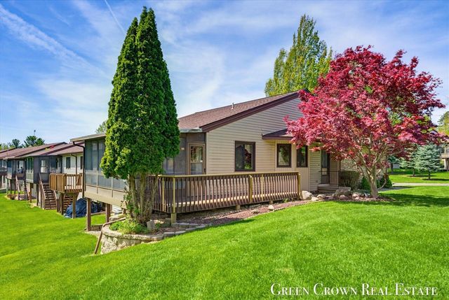580 Gardenview Drive, Byron Center, MI 49315