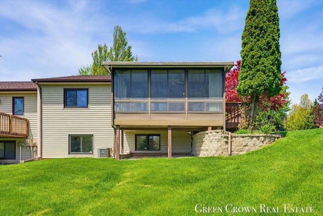 580 Gardenview Drive, Byron Center, MI 49315
