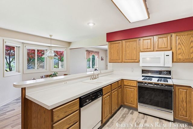 580 Gardenview Drive, Byron Center, MI 49315
