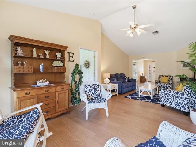 456 MOSS SPRING AVENUE, Greencastle, PA 17225