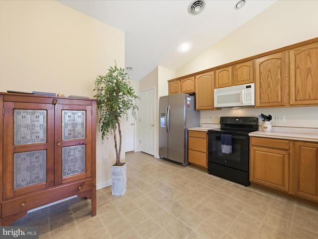 456 MOSS SPRING AVENUE, Greencastle, PA 17225