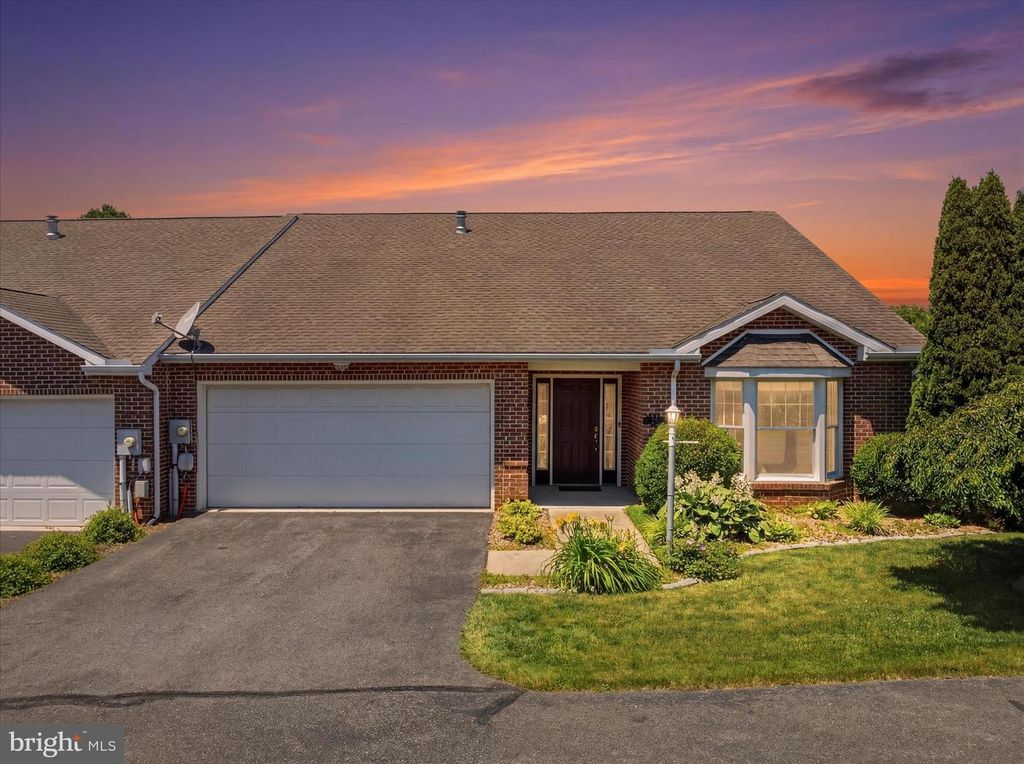 456 MOSS SPRING AVENUE, Greencastle, PA 17225