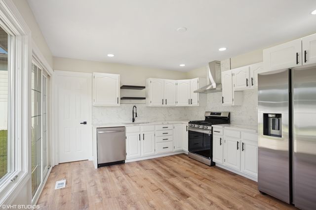 1519 Turner Lane, Hanover Park, IL 60133