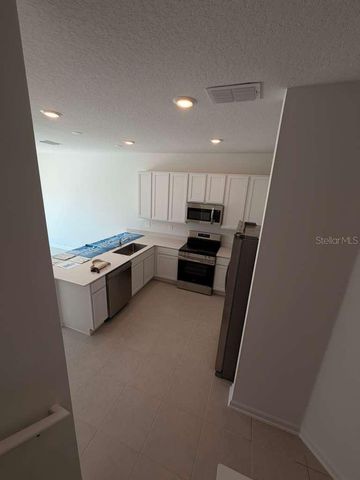 2728 SKYLINE LOOP, Kissimmee, FL 34758