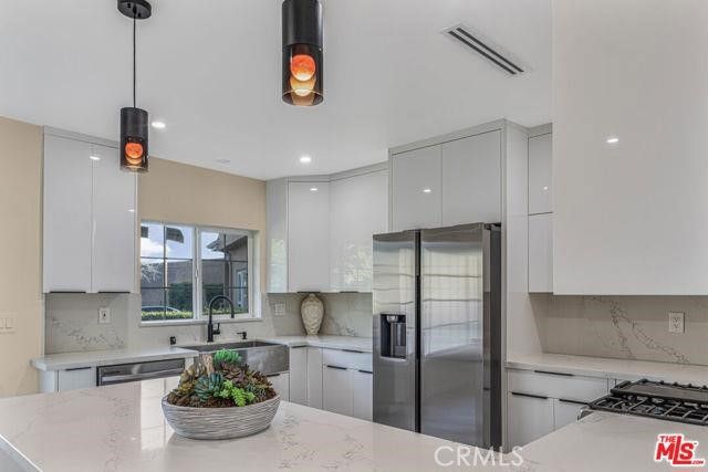 3500 Tuller, Los Angeles, CA 90034