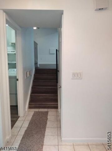 5 VILLAGE WAY D-6, Vernon Twp., NJ 07462