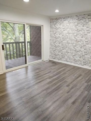 5 VILLAGE WAY D-6, Vernon Twp., NJ 07462