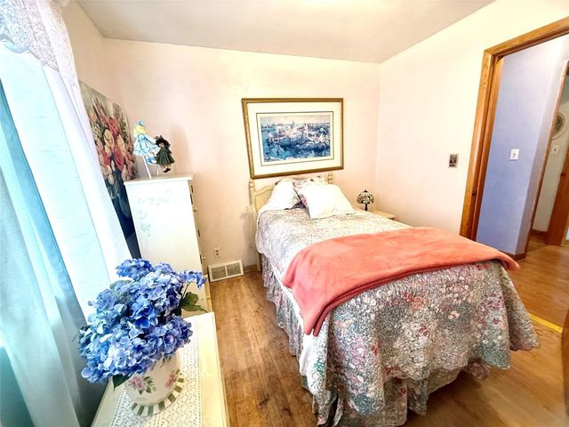 972 E 32ND Street, Erie, PA 16504