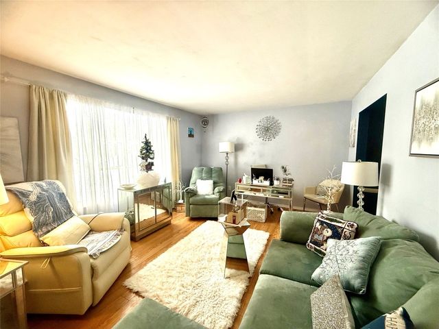 972 E 32ND Street, Erie, PA 16504