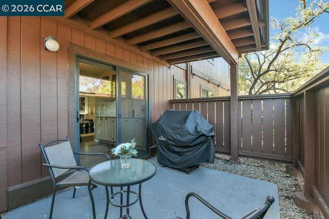 896 Camelback Place, Pleasant Hill, CA 94523