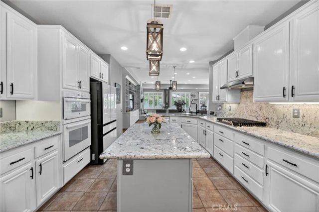 39592 Cardiff Avenue, Murrieta, CA 92563