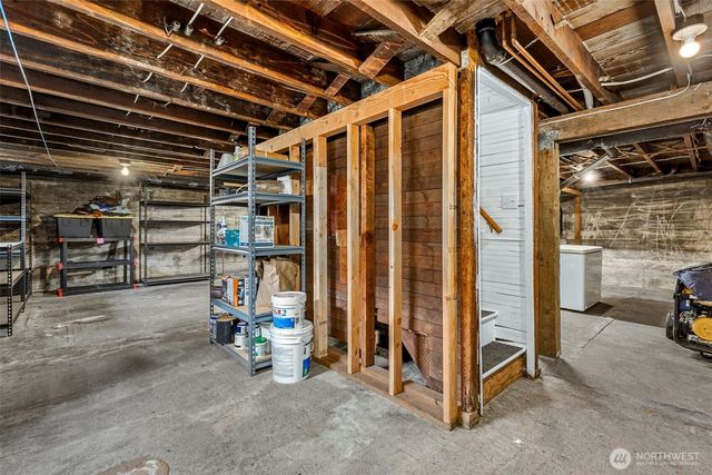 1022 Brawne Avenue NW, Olympia, WA 98502
