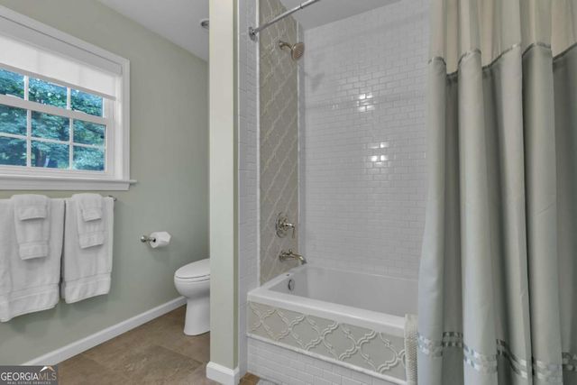 4374 Peachtree Dunwoody Road NE, Atlanta, GA 30342