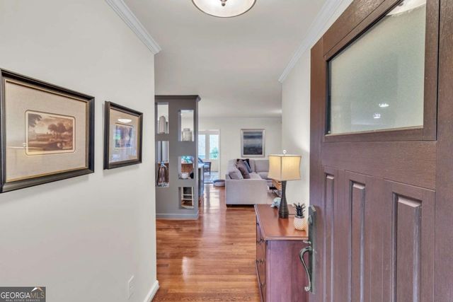 4374 Peachtree Dunwoody Road NE, Atlanta, GA 30342