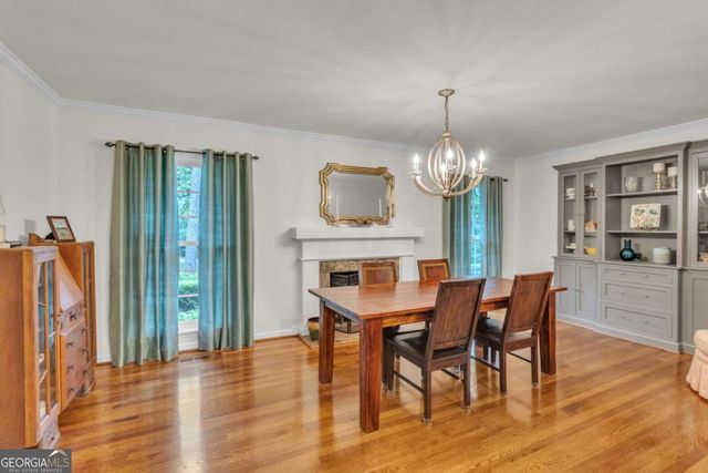 4374 Peachtree Dunwoody Road NE, Atlanta, GA 30342