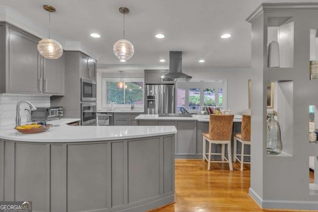 4374 Peachtree Dunwoody Road NE, Atlanta, GA 30342